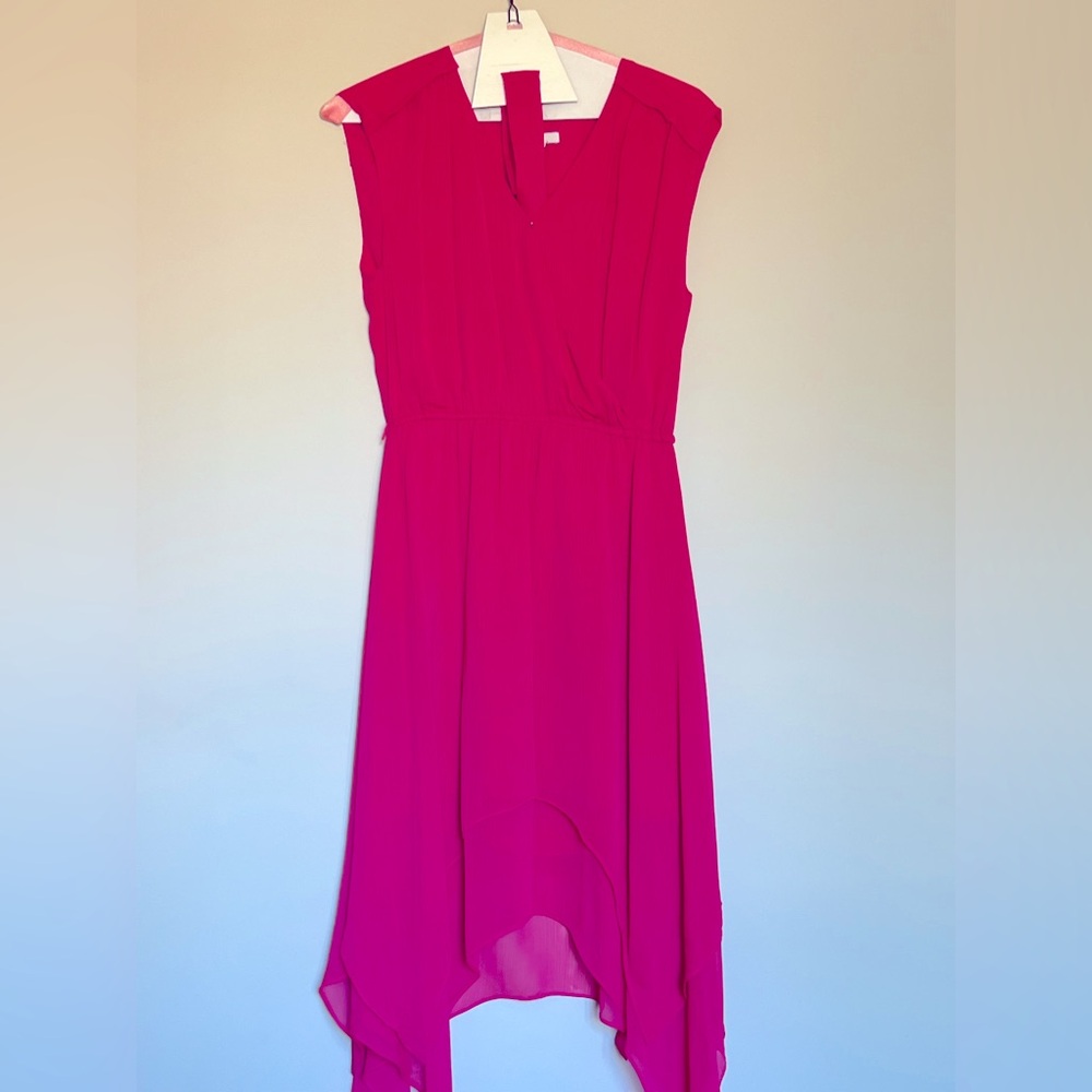 Halston fuchsia S/P cross over dress, midi length
